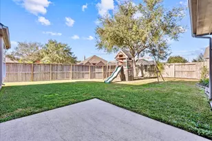 2513 Garnetfield Ln, Friendswood, TX 77546 - Photo 30