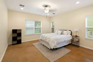 207 Yale St, San Marcos, TX 78666 - Photo 10