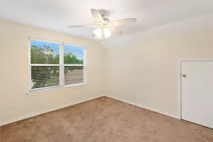 207 Yale St, San Marcos, TX 78666 - Photo 16