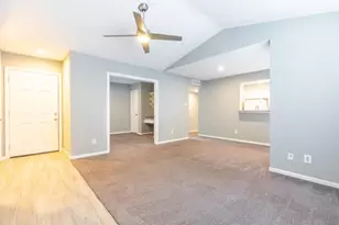 14600 Fonmeadow Dr, Houston, TX 77035 - Photo 10