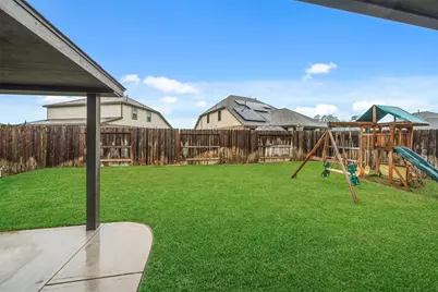 30910 Laurel Creek Lane, Conroe, TX 77385 - Photo 36