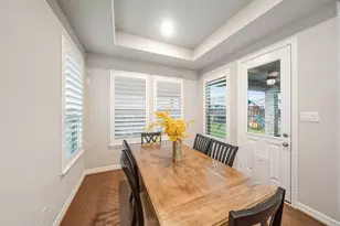 30910 Laurel Creek Ln, Conroe, TX 77385 - Photo 16