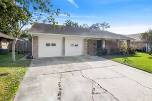 3226 Bayou St, Deer Park, TX 77536 - Photo 2