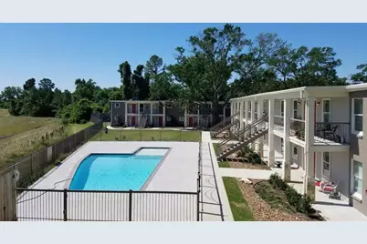 1600 W T C Jester Boulevard #94, Houston, TX 77008 - Photo 10