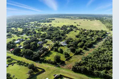 300 Mustang Road, Alvin, TX 77511 - Photo 22