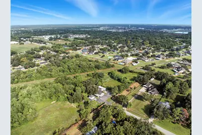 300 Mustang Road, Alvin, TX 77511 - Photo 26