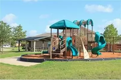 15215 Sunlight Bay Court, Cypress, TX 77429 - Photo 10