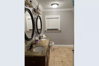 8628 Highway 6, Hitchcock, TX 77563 - Photo 12