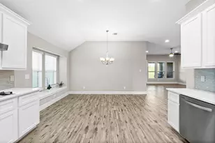9707 Highland Pointe Dr, Needville, TX 77461 - Photo 12