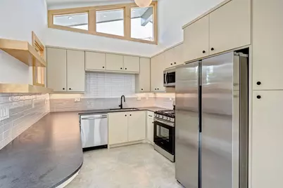 907 Kern Street #B, Houston, TX 77009 - Photo 4