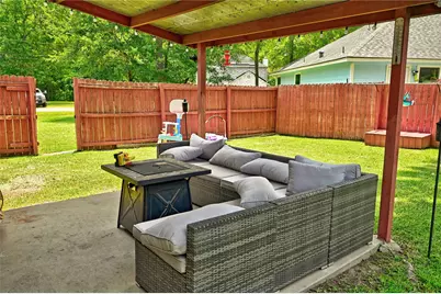 422 E Hunting Tower Run, Conroe, TX 77316 - Photo 44