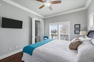 839 Eastview, Crystal Beach, TX 77650 - Photo 28