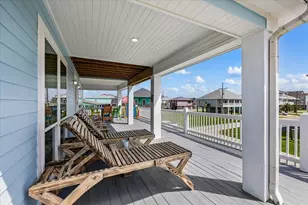 839 Eastview, Crystal Beach, TX 77650 - Photo 2