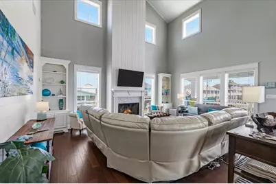 839 Eastview, Crystal Beach, TX 77650 - Photo 8