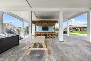 839 Eastview, Crystal Beach, TX 77650 - Photo 38