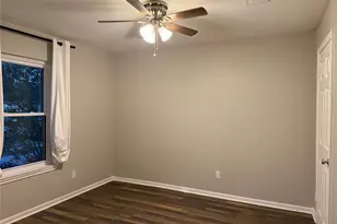2234 Woodland Springs St, Houston, TX 77077 - Photo 14