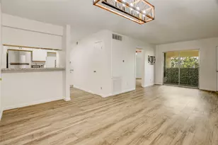 3131 Cummins St, Houston, TX 77027 - Photo 2