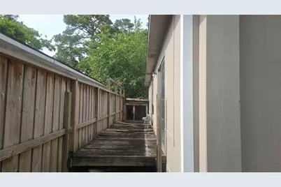 12011 Greencanyon Drive, Houston, TX 77044 - Photo 10