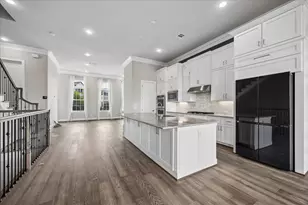 3606 Somerset York Ln, Houston, TX 77055 - Photo 8