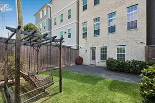 3606 Somerset York Ln, Houston, TX 77055 - Photo 14
