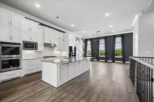 3606 Somerset York Ln, Houston, TX 77055 - Photo 8