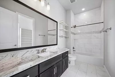 3606 Somerset York Lane, Houston, TX 77055 - Photo 24