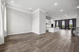 3606 Somerset York Ln, Houston, TX 77055 - Photo 12