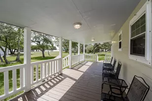 1678 Bayview Dr, Palacios, TX 77465 - Photo 34