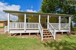 1678 Bayview Dr, Palacios, TX 77465 - Photo 36