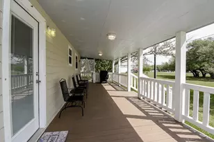 1678 Bayview Dr, Palacios, TX 77465 - Photo 32