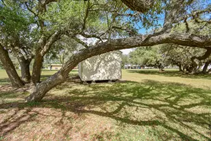 1678 Bayview Dr, Palacios, TX 77465 - Photo 46
