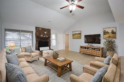 16806 Red Gully Drive, Sugar Land, TX 77498 - Photo 4