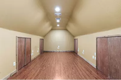 8826 Burleson Court, Houston, TX 77064 - Photo 32