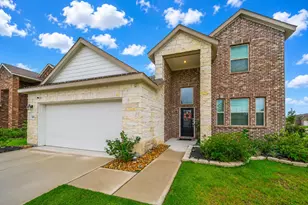 4806 Camden Bristol Dr, Baytown, TX 77521 - Photo 6