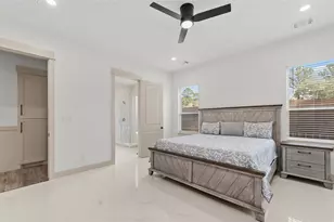 517 Moore St, Tomball, TX 77375 - Photo 16