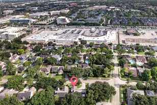 11418 Overbrook Ln, Houston, TX 77077 - Photo 4