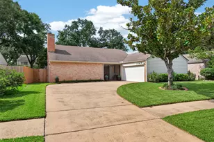 11418 Overbrook Ln, Houston, TX 77077 - Photo 1