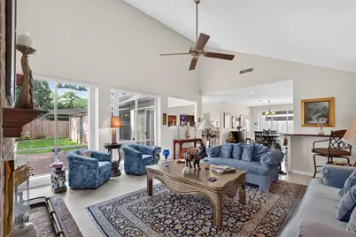 11418 Overbrook Lane, Houston, TX 77077 - Photo 14