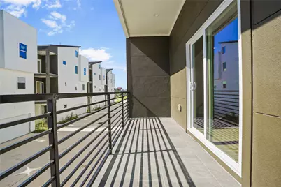 4704 Thornton Views Road, Houston, TX 77018 - Photo 2