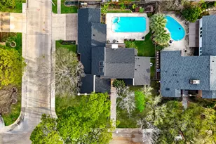 1403 E Brooklake Dr, Houston, TX 77077 - Photo 34