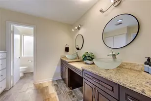 1403 E Brooklake Dr, Houston, TX 77077 - Photo 22