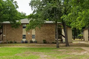 208 Legendary Ln, Gun Barrel City, TX 75156 - Photo 2