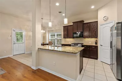 68 Hallmark Drive, Conroe, TX 77304 - Photo 8