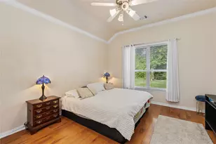 68 Hallmark Dr, Conroe, TX 77304 - Photo 14