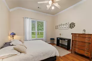 68 Hallmark Dr, Conroe, TX 77304 - Photo 12