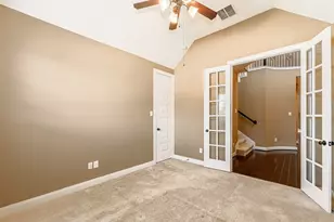 4607 Rockton Hills Ln, Sugar Land, TX 77479 - Photo 6