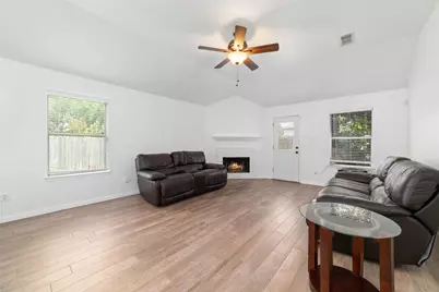 13605 Trail Meadow Lane, Rosharon, TX 77583 - Photo 8