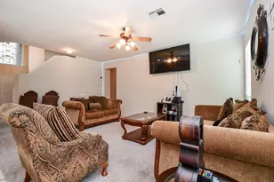 3015 Darby Brook Dr, Fresno, TX 77545 - Photo 4