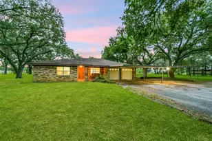 9606 Needville Fairchilds Rd, Needville, TX 77461 - Photo 2
