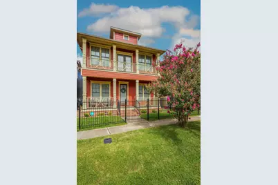 1301 W 25th Street #B, Houston, TX 77008 - Photo 2